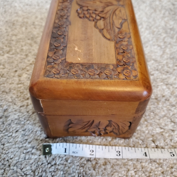 Vintage Carved Wooden Jewelry Box With Velvet Interior - Picture 9 of 9